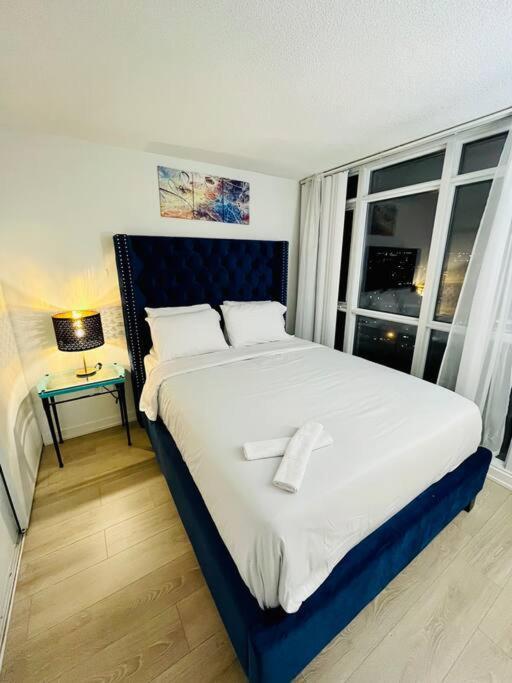 טורונטו Deluxe Suite מראה חיצוני תמונה